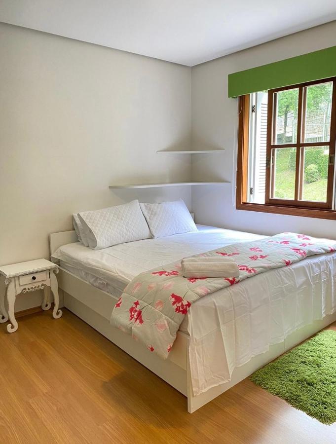 Apartamento Lago Negro Apartment กรามาโด ภายนอก รูปภาพ