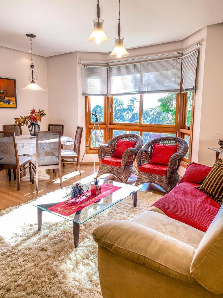 Apartamento Lago Negro Apartment กรามาโด ภายนอก รูปภาพ
